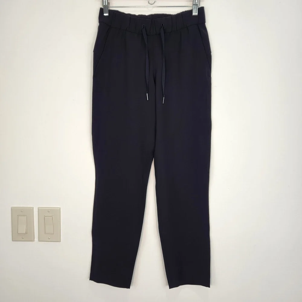 Lululemon On The Fly Pant Size 4 Woven 27